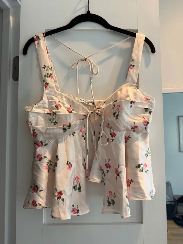 Princess Polly Cream Satin Floral Tie-Front Cami - Image 4