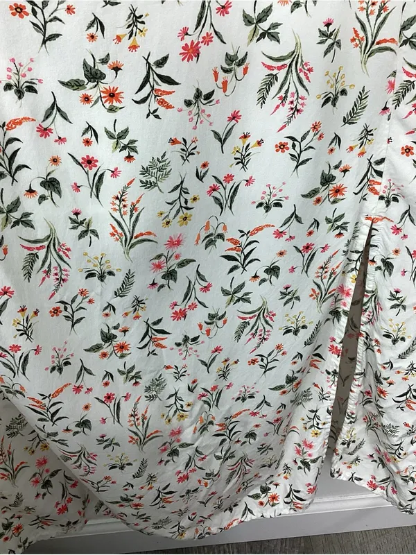 Old Navy Floral Smocked Back Puff Sleeve Size 3X - Image 8