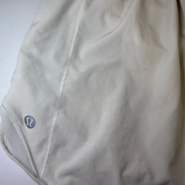 Lululemon Hotty Hot Hawaii Exclusive Pineapple Off White Lined Short 4" Inseam 2 - Image 6