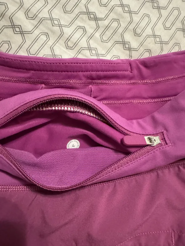 Lululemon speed up shorts - Image 3