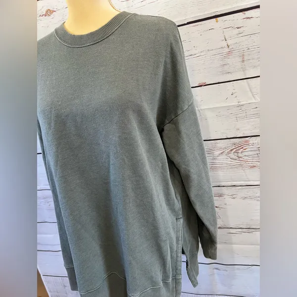 Aerie Woman’s Green Oversized Cotton Cozy Pullover Size Medium - Image 3