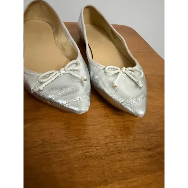 Talbots Womens Silver Metallic Leather Pointed Toe Bow‎ Ballet Flats Size 6.5 M - Image 3