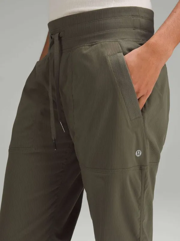 Lululemon Dance Studio Mid-Rise Pant *Full Length Army Green Size 0 - Image 4