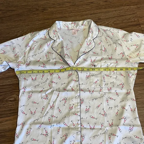 Victoria’s Secret Satin Feel Champagne Print Pajama Top Medium White Pink Black - Image 14