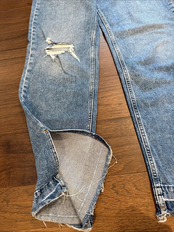 GAP '90s Loose Distressed High-Rise Blue Jeans Denim Size 30 - C55-027 - Image 6