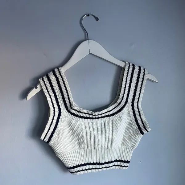 Cider Knit Crop Top Sweater Tank Small Academia Preppy Layer Heritage Classic - Image 4
