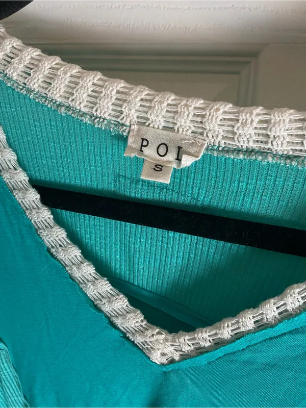 POL Bohemian Oversized Contrast Crochet Tunic Top – Teal & Cream – Size S - Image 6