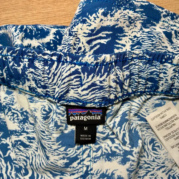 Patagonia Womens Barely Baggies Shorts - 2 1/2 - Image 6