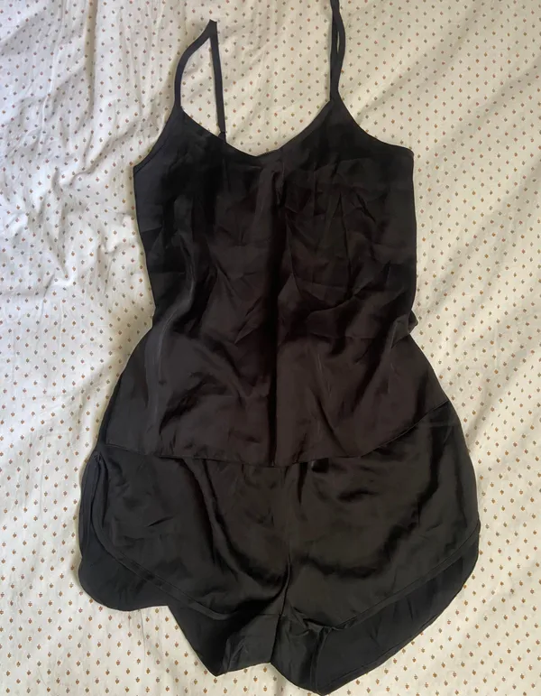 Black Silky Sleep Set Size M - Image 4