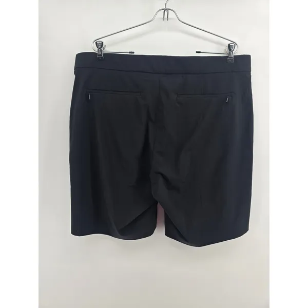 Athleta Bermuda Short Womens 16 Tribeca 7" Black Stretch EUC - Image 2
