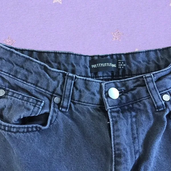 Pretty Little Thing Straight Leg Jeans - Image 2