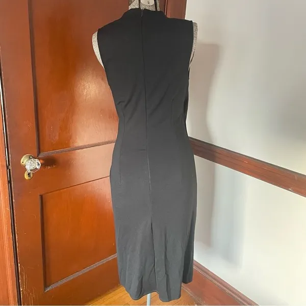 Lauren Ralph Lauren Classic Black V-Neck Dress - Image 2
