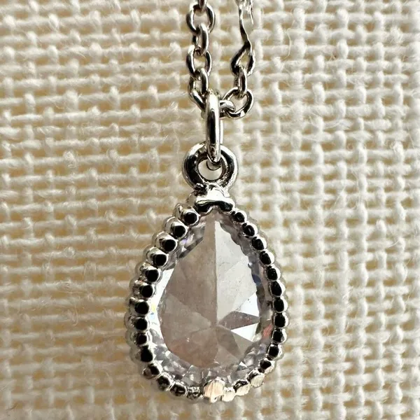 Silver tone dainty teardrop pendant necklace - Image 4