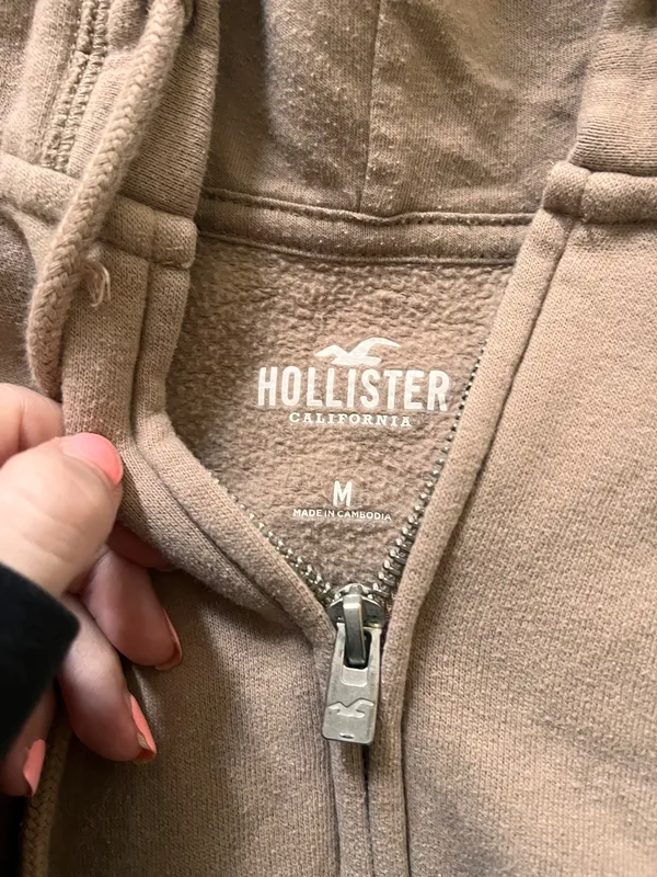 Hollister Brown Zip-Up Sweatshirt - Image 3