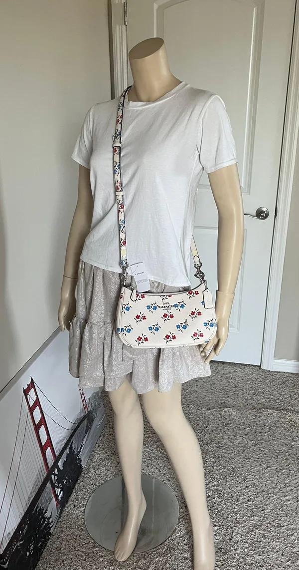 Coach Purse - Image 10