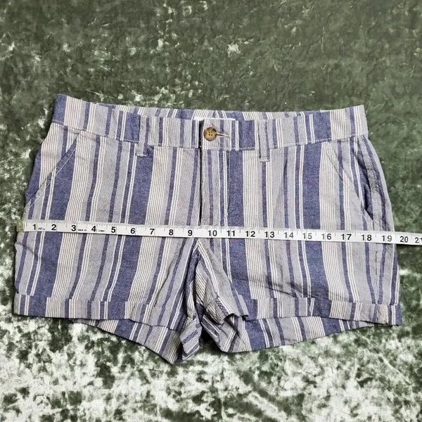 Old‎ Navy Striped Cuffed Shorts - Image 5