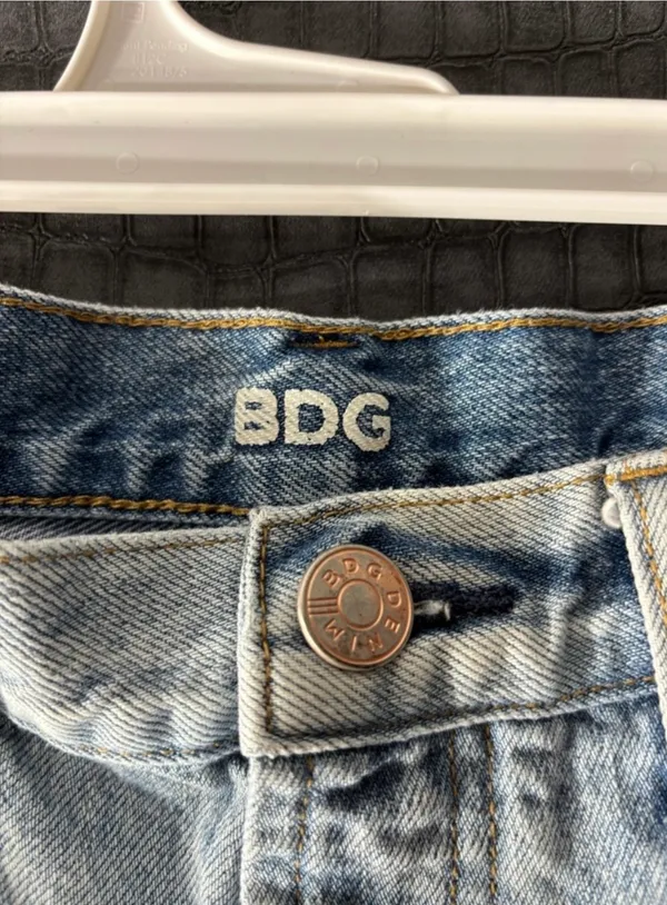 BDG Mid-Rise Breezy Shorts - Image 2