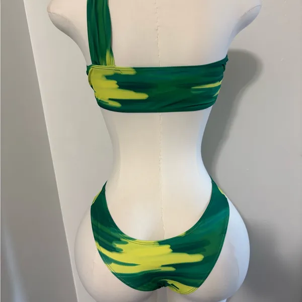 Green & Yellow One - Image 2