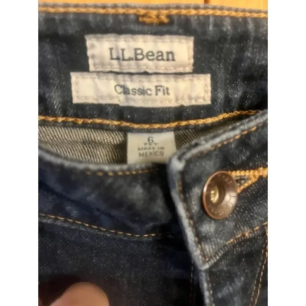 LL Bean Classic Fit Blue Jean Pants Size 6 Pet (3496) Read - Image 2