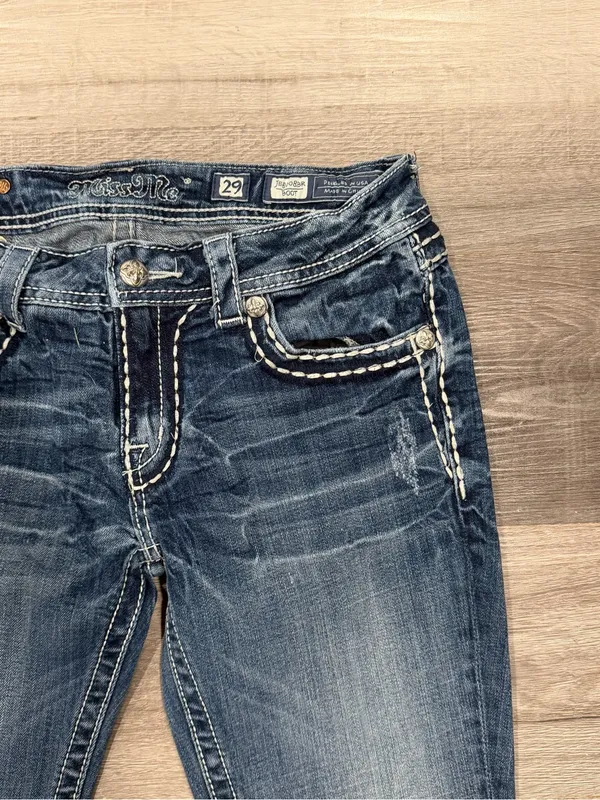 Miss Me Women’s Low Rise Boot Jeans With Stitching Detail Size 29 - Image 2