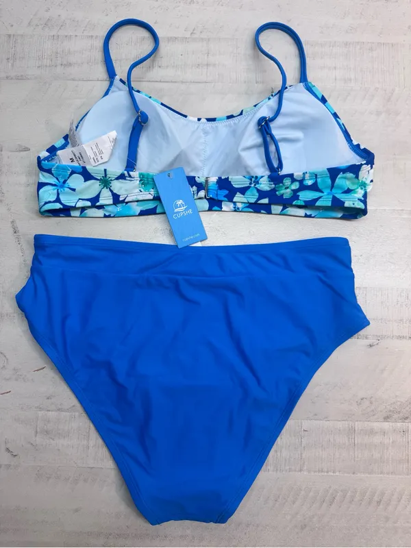 Cupshe Blue Floral Two-Piece Swim Set nwt size medium - Image 5