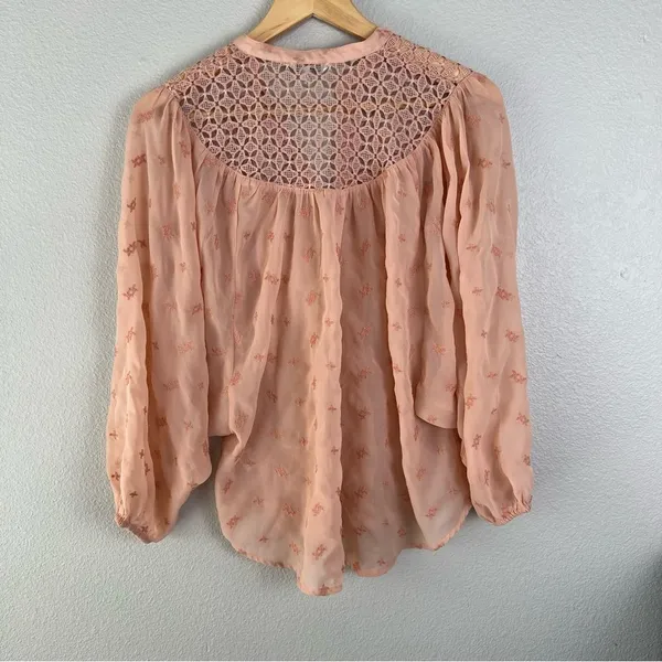 Lucky Brand Button Down Blouse Embroidered Crochet Women's Size XS Pink Peach - Image 5