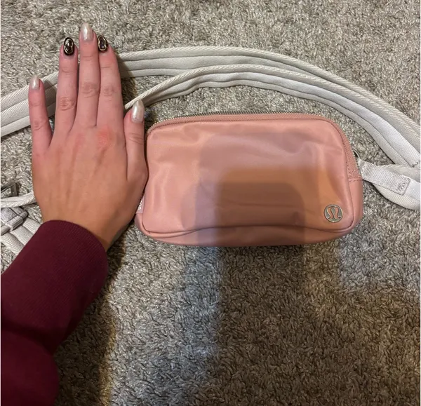 Lululemon Belt Bag - Image 6