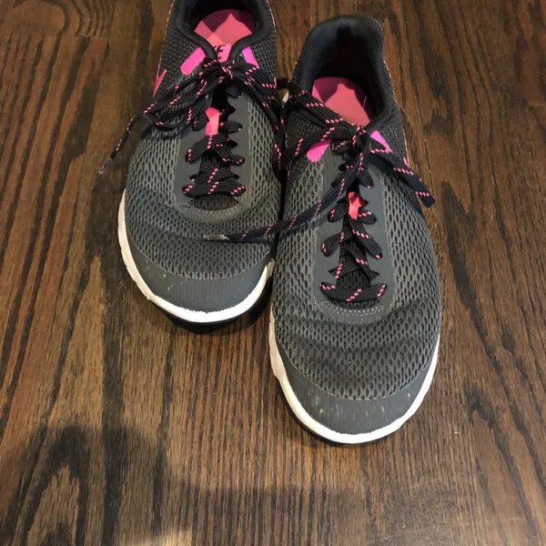 Nike Running sneakers size 8 - Image 2