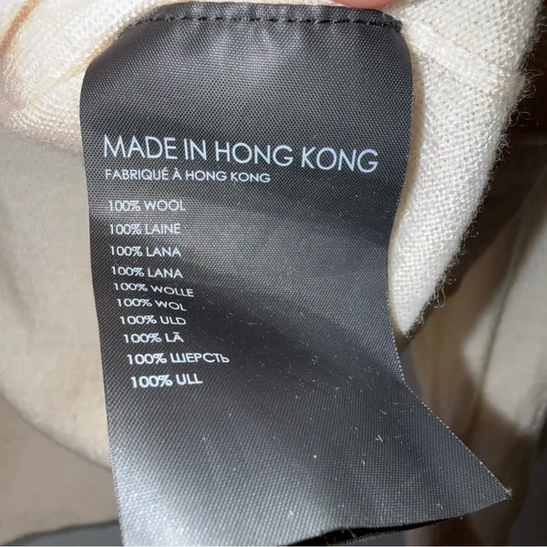 club monaco Cream Crew Neck Merino Wool Sweater CS Made In‎ Hong Kong - Image 4