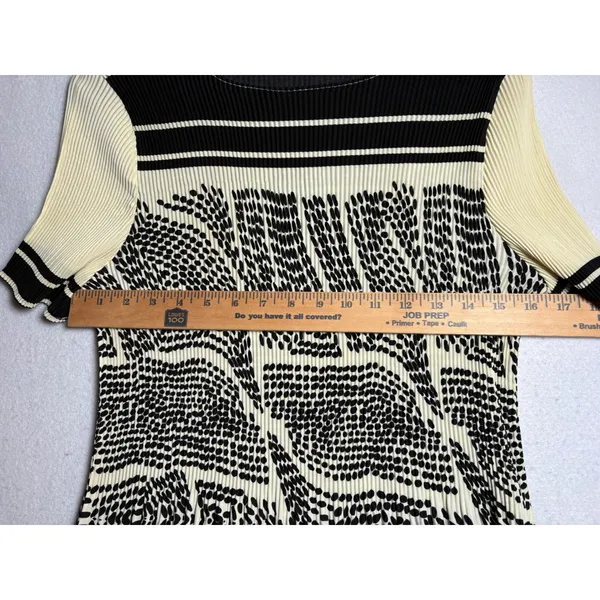 Kindred Pleated Maxi Dress M Cream Black Abstract Geometric Short Sleeve Print - Image 7