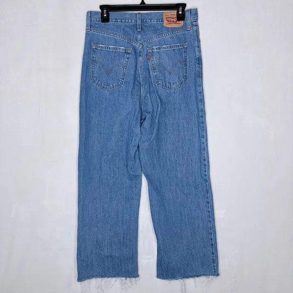 Levi’s High Waisted Straight Jeans - Image 8