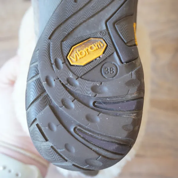 Dansko Women's Size 38 Shearling Suede Ankle Boots Grey Comfort Casual Fall - Image 9
