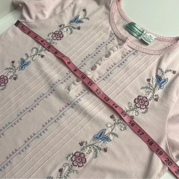 Imperfect vintage embroidered pink floral top feminine granny cottagecore spring - Image 8