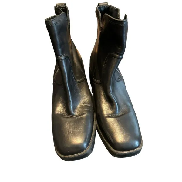Women's Naturalizer Emmy Black Leather Ankle Boots With Side Zipper & 2-Inch Hee - Image 2