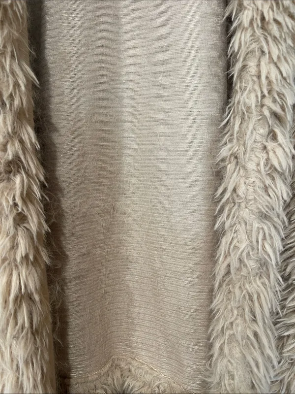 Unbranded Beige Shaggy Faux Fur Coat Open Front Plush Long Sleeve Jacket O/S - Image 5