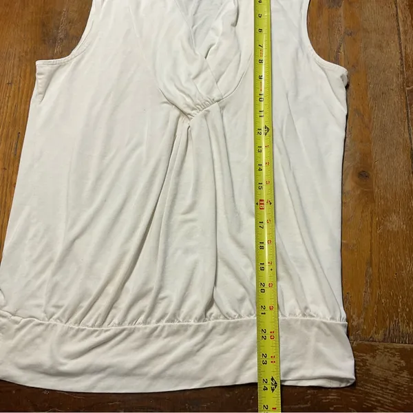Banana Republic Sleeveless Cream Knit Top Draped Crossover Neckline Women Sz M - Image 7