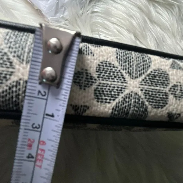 Kate Spade Spade Flower Convertible Wristlet NWT $189 - Image 9