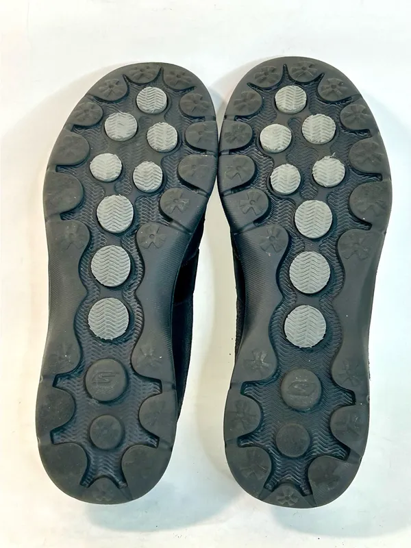 Skechers GoStep Dainty Slipon MaryJane Flats in Black size 9 - Image 10