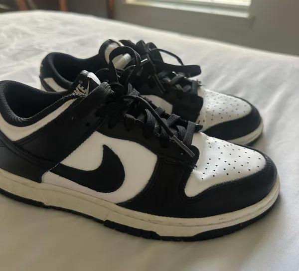 Nike Jordan 1 Low - Image 2