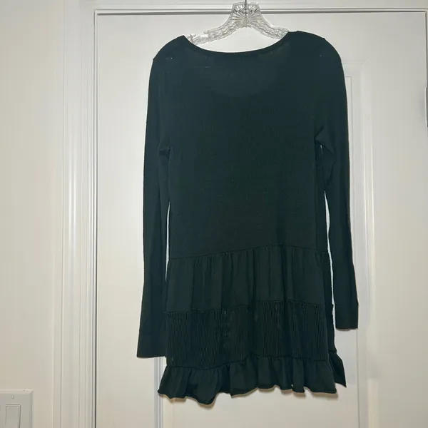 Knitted & Knotted Anthropologie Green Tiered Ruffle Tunic Sweater Small cottage - Image 6