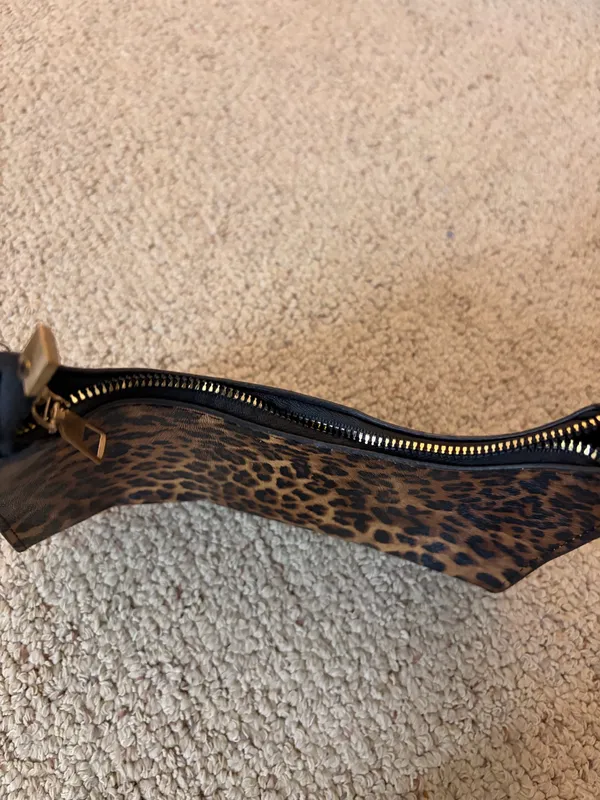 Amazon Leopard print purse - Image 4
