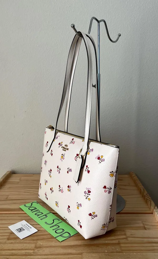 Coach Tote - Image 4