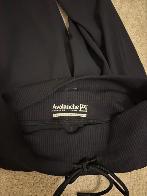 Avalanche Jogger Leggings Black Pockets Drawstring Waist - Image 5