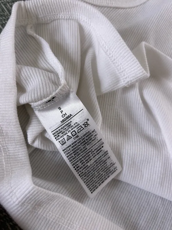 Old Navy White Tank Top Women’s - Image 4