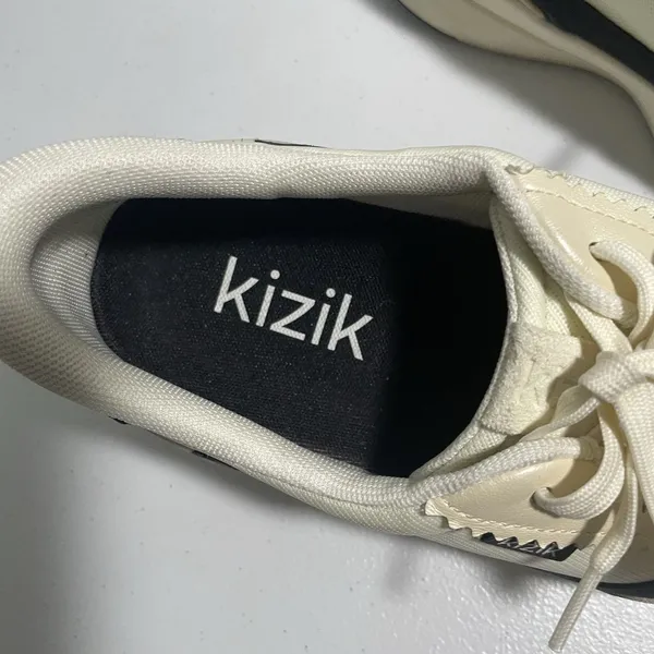 Kizik Paris Hands-Free Step In Sneakers Shoes Cream Black Women's Size 8 - Image 10