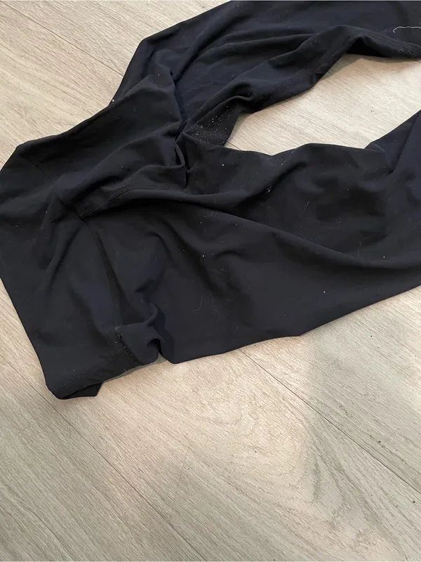 High-Waist Black Women's Leggings - Sleek Everyday Stretch - Image 3