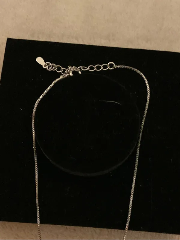 Minimalist Silver Pendant Necklace in Silver - Image 5