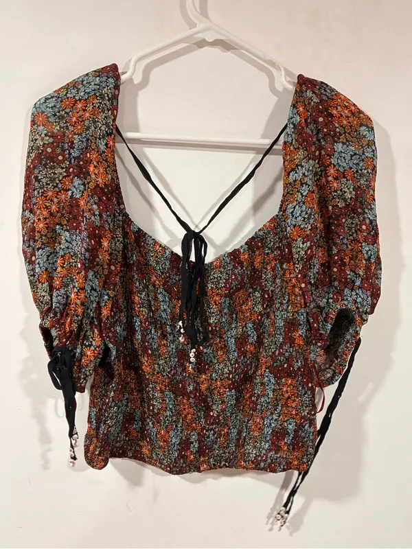 Free People Multi Color Smocked Puff Sleeve Crop Top Tie Back Arms Size Large - Image 6