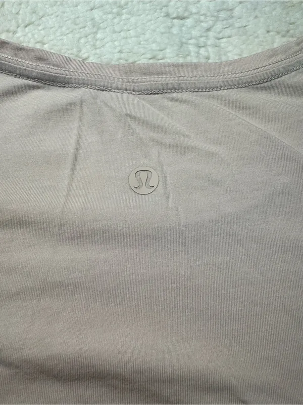 lululemon Powder Pink Short Sleeve Tee - Image 3