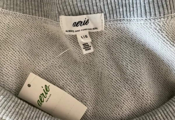 Aerie Women'S Soft Gray Sweatshirt~Size Large! - Image 9